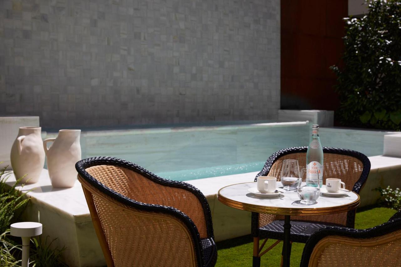 On Residence - Small Luxury Hotels Of The World Thessaloniki Exterior photo The hotel's pool