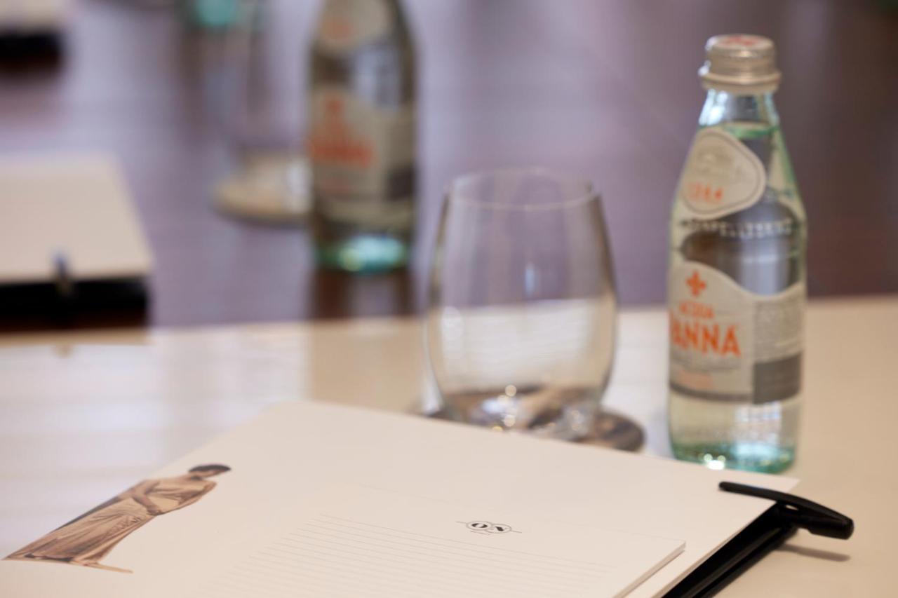 On Residence - Small Luxury Hotels Of The World Thessaloniki Exterior photo Bottled water