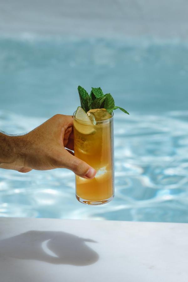 On Residence - Small Luxury Hotels Of The World Thessaloniki Exterior photo A Zombie cocktail